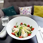 Mercure Montparnasse Pasteur 4* פריז