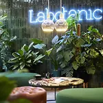 מלון Mercure Montparnasse Pasteur