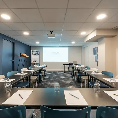 Mercure Montparnasse Pasteur ホテル 4*