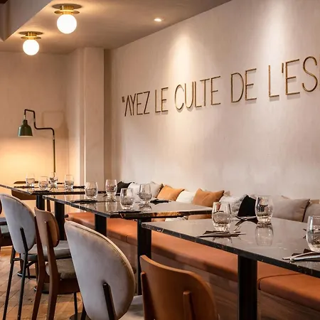 Mercure Montparnasse Pasteur Hotell 4*