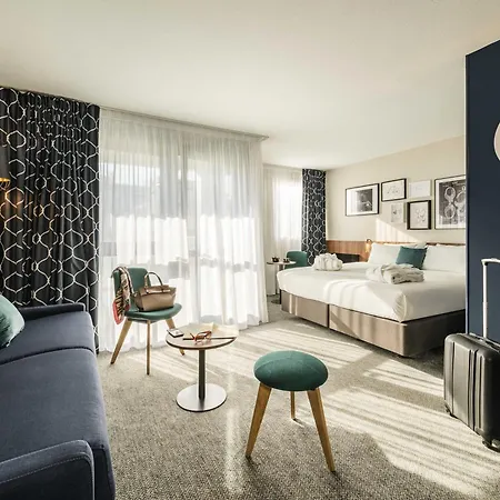 Mercure Montparnasse Pasteur 4*