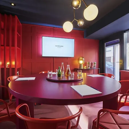 Mercure Montparnasse Pasteur 4*