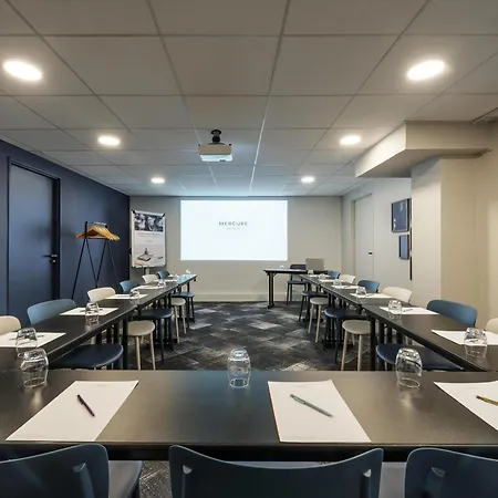 Mercure Montparnasse Pasteur Hotel 4*