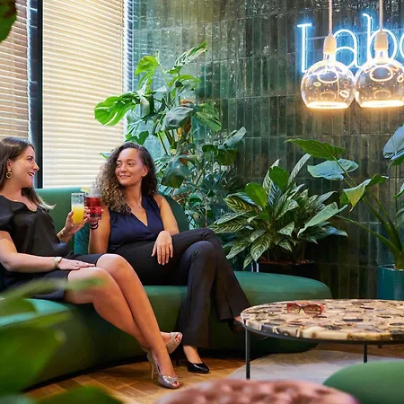 Mercure Montparnasse Pasteur Hotel Paris