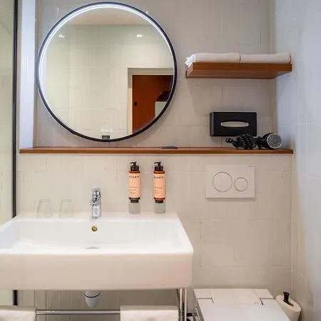 Mercure Montparnasse Pasteur פריז