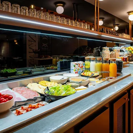 Mercure Montparnasse Pasteur 4*