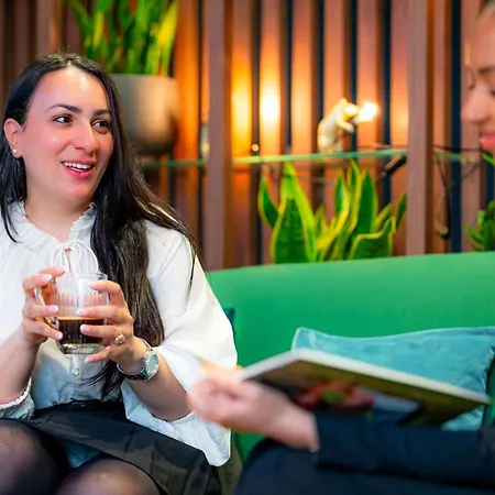 Mercure Montparnasse Pasteur מלון פריז