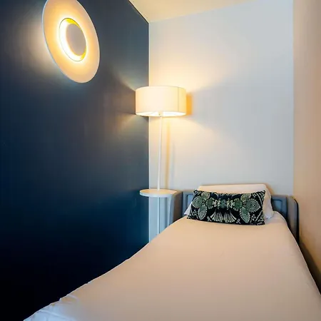 Hotel Mercure Montparnasse Pasteur 4*