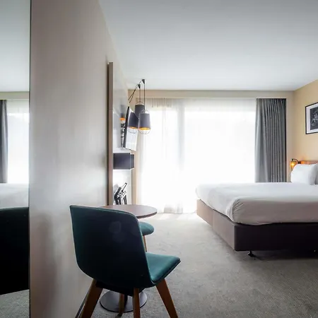 Mercure Montparnasse Pasteur Paříž