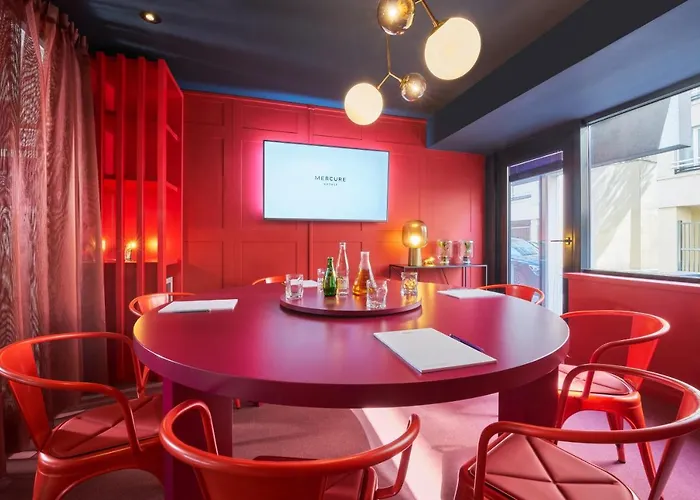 Mercure Montparnasse Pasteur Hotel París
