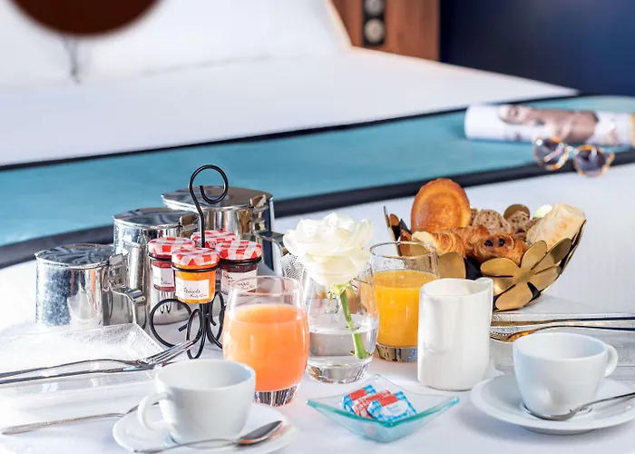 Hotel Mercure Montparnasse Pasteur