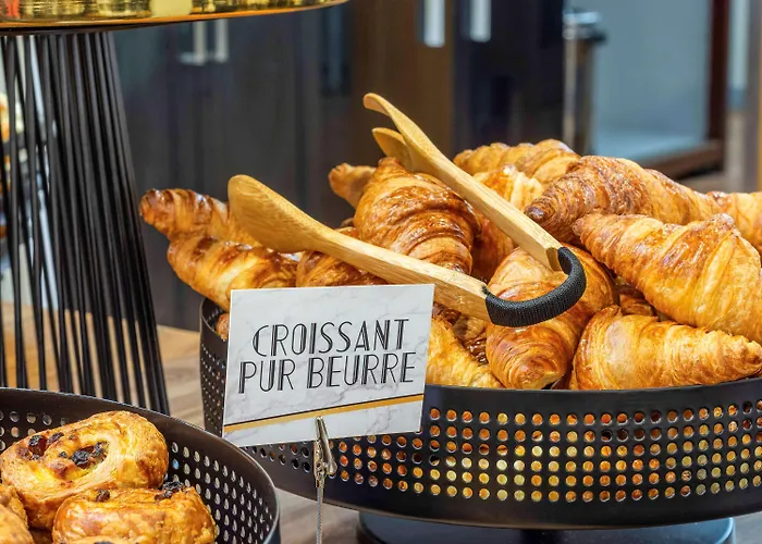 Hotel Mercure Montparnasse Pasteur 4*