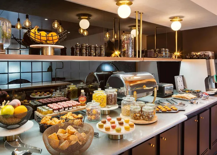 Mercure Montparnasse Pasteur Hotel Paris