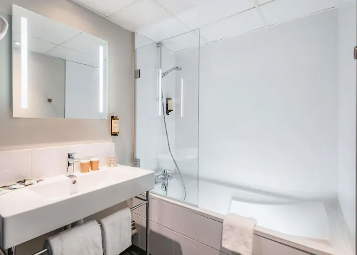 فندق Mercure Montparnasse Pasteur