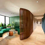 Hotel Mercure Montparnasse Pasteur 4*