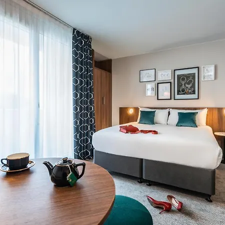 Mercure Montparnasse Pasteur Otel Paris