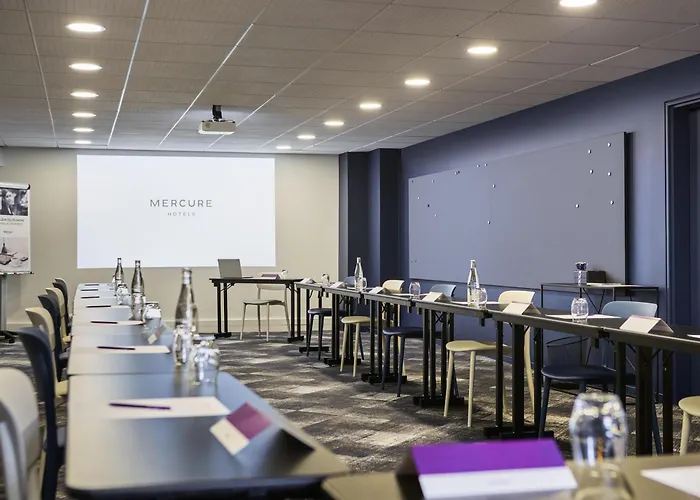 Mercure Montparnasse Pasteur 4*